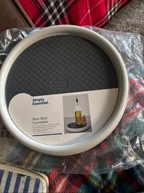 IKEA Simply Essential Gray Non-Skid Turntable